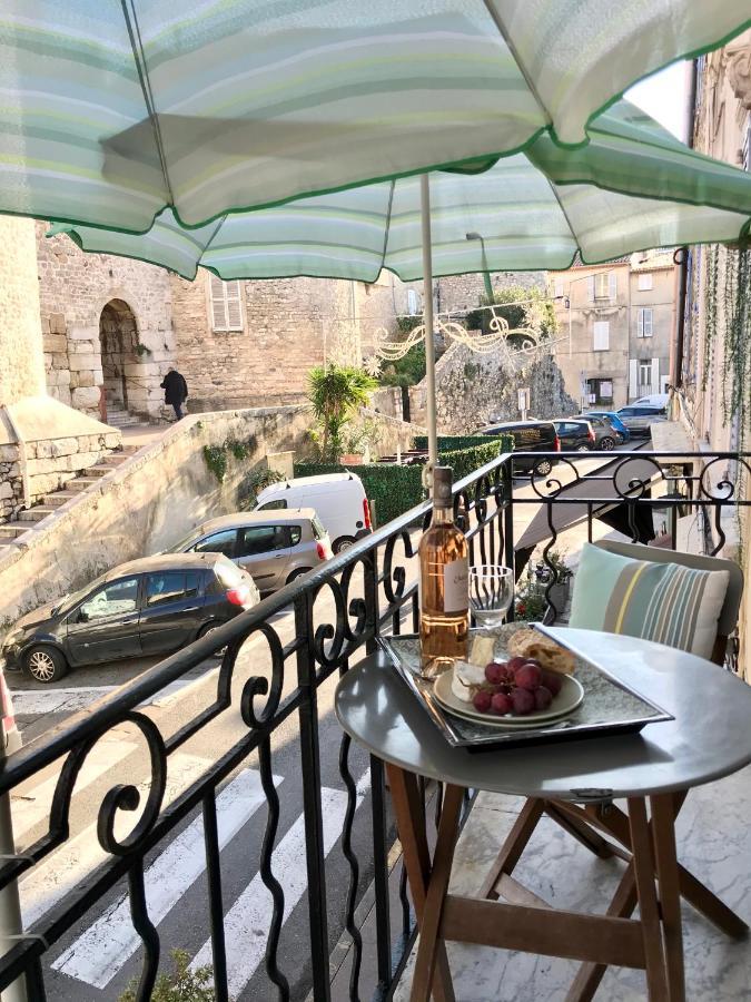 Market Antibes Luaran gambar